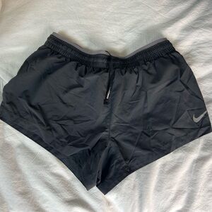 Nike Black Athletic Shorts Lightweight Quick-Dry